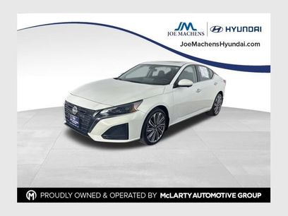 Used 2023 Nissan Altima 2.5 SL