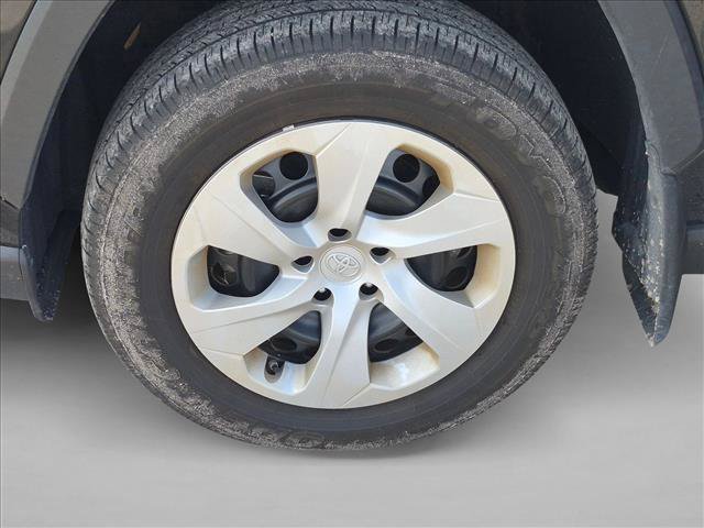 Used 2025 Toyota RAV4 LE FWD image 16
