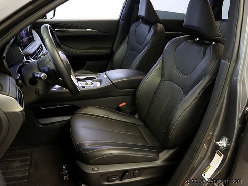 Used 2023 INFINITI QX60 Sensory w/ Cargo Package image 10