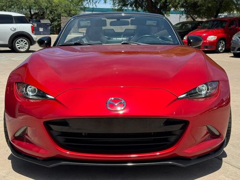 Used 2016 MAZDA MX-5 Miata Club RWD image 3