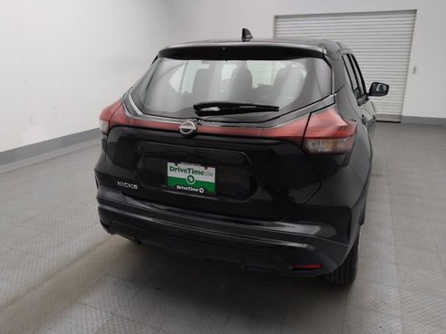Used 2024 Nissan Kicks S FWD image 7