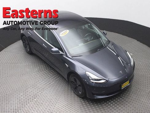 Used 2019 Tesla Model 3 Standard Range RWD image 3