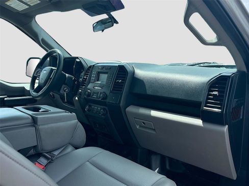 Used 2020 Ford F150 XL w/ Trailer Tow Package image 28