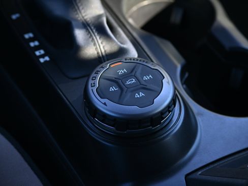 Used 2022 Ford Bronco Wildtrak image 27