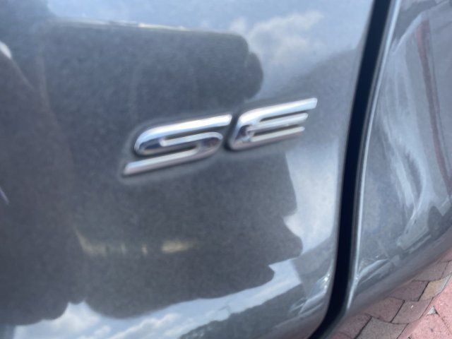 Used 2017 Ford Fusion SE w/ Equipment Group 201A FWD image 32