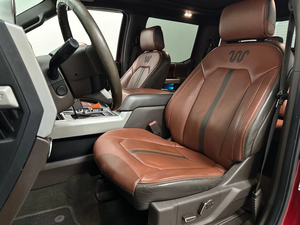Used 2018 Ford F150 King Ranch w/ Equipment Group 601A Luxury AWD/4WD image 27