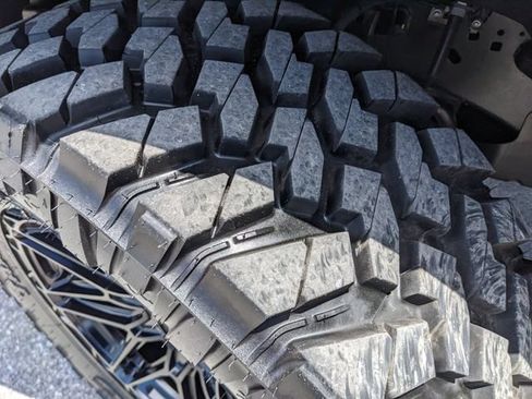 Certified 2025 Ford F150 Raptor AWD/4WD image 35