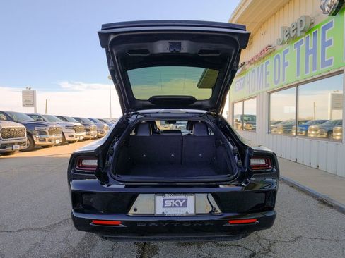 Used 2025 Dodge Charger R/T w/ Quick Order Package 25M R/T image 17