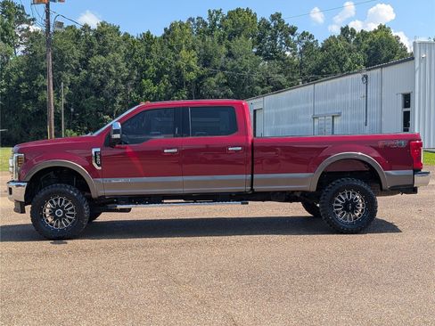 Used 2019 Ford F350 Lariat w/ Tow Technology Bundle AWD/4WD image 2