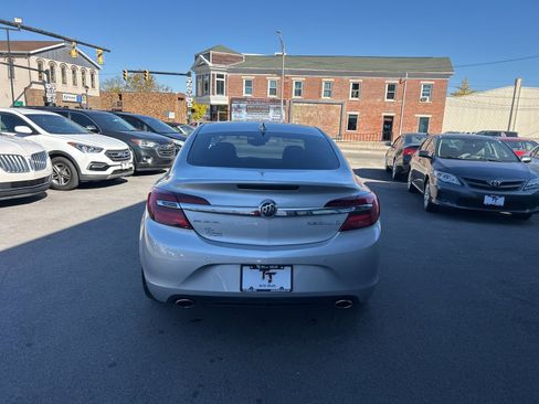 Used 2017 Buick Regal Premium w/ Driver Confidence Package #1 image 4