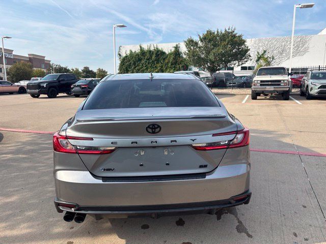 Used 2025 Toyota Camry SE w/ Convenience Package FWD image 6