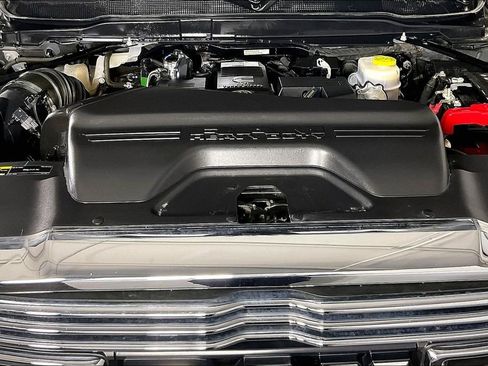 Used 2024 RAM 2500 Laramie AWD/4WD image 12