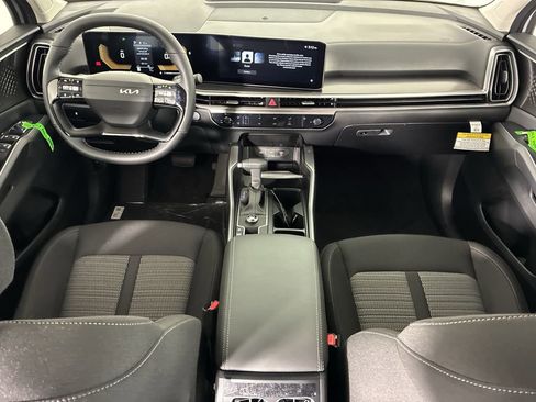 New 2026 Kia Sorento LX image 12