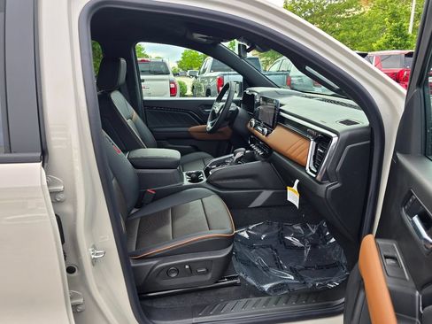 New 2026 GMC Canyon AT4 w/ AT4 Premium Package AWD/4WD image 22