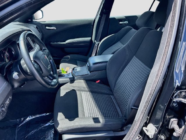 Used 2023 Dodge Charger SXT w/ Blacktop Package RWD image 17