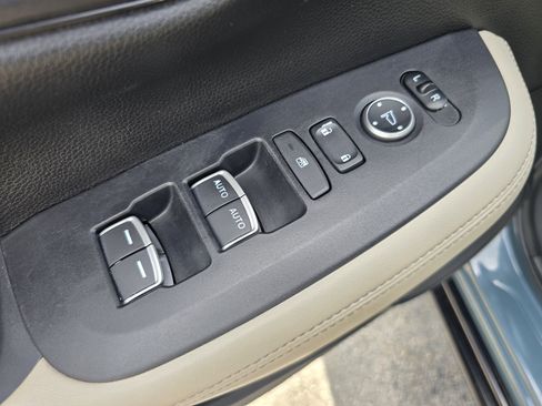 Certified 2023 Honda HR-V EX-L image 18