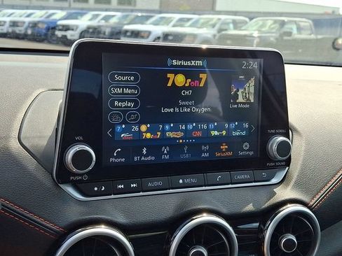 Used 2025 Nissan Sentra SR w/ SR Premium Package FWD image 15