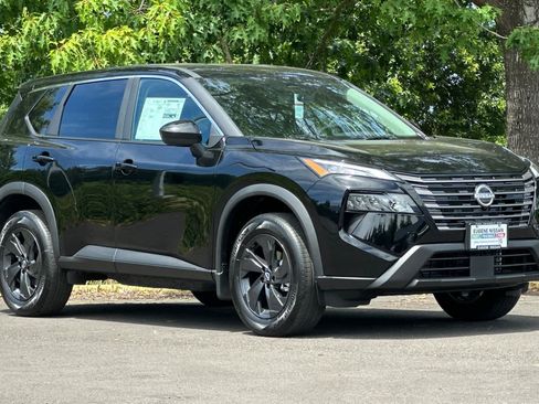 New 2026 Nissan Rogue SV AWD/4WD image 9