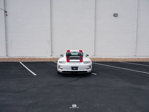 Used 2016 Porsche 911 R RWD image 3