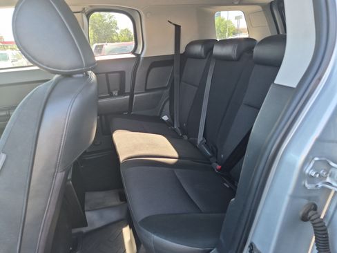 Used 2008 Toyota FJ Cruiser 4WD image 23