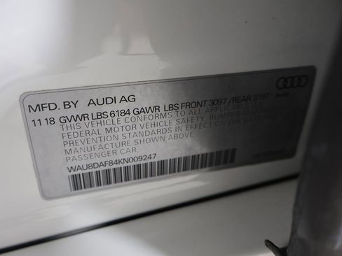 Used 2019 Audi A8 L 3.0T image 3