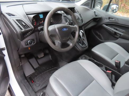 Used 2015 Ford Transit Connect XL image 5