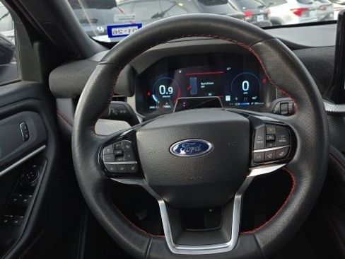 Used 2025 Ford Explorer ST-Line image 20