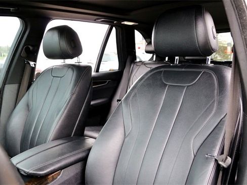 Used 2018 BMW X5 xDrive35i image 11