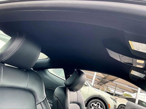 Used 2025 Ford Mustang Premium image 20