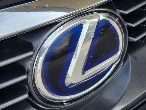 Used 2014 Lexus CT 200h image 10