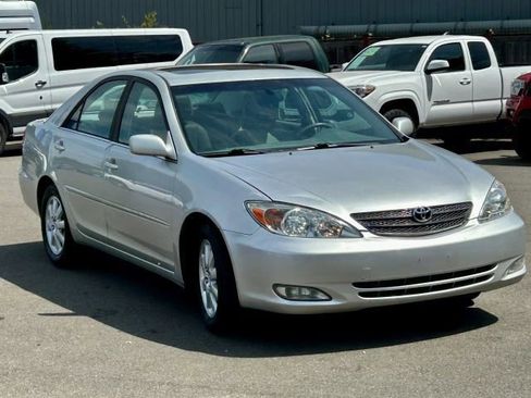 Used 2002 Toyota Camry LE FWD image 14