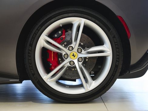 Used 2023 Ferrari 296 GTS RWD image 60
