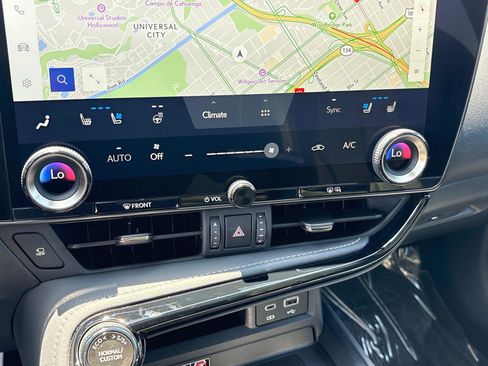 Used 2024 BMW 330i xDrive 330i xDrive Sedan AWD w/ Premium Package image 24