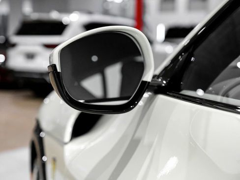 Used 2025 Ferrari Purosangue image 40