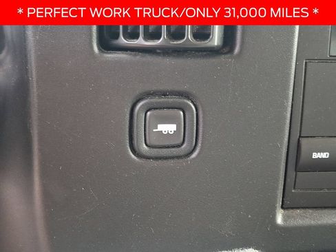 Used 2009 Chevrolet Express 3500 RWD image 20