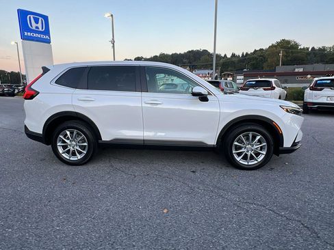 New 2026 Honda CR-V EX image 3