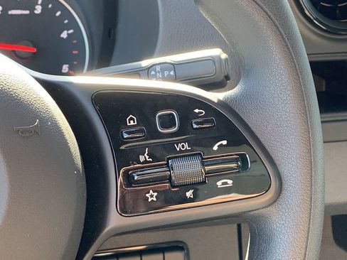 Used 2023 Mercedes-Benz Sprinter 2500 image 22