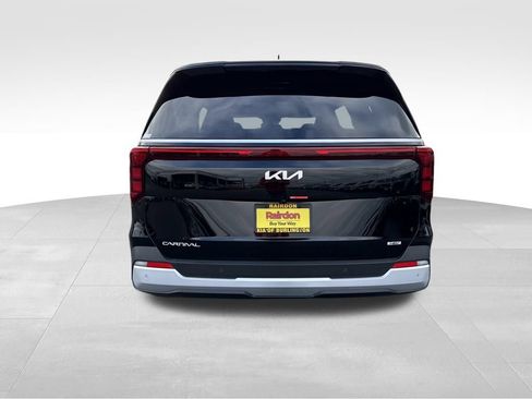 New 2026 Kia Carnival EX image 7