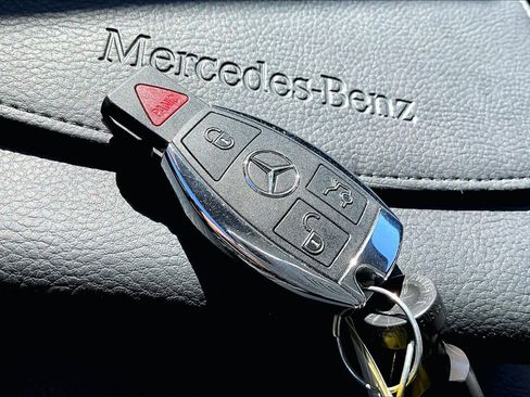 Used 2016 Mercedes-Benz GLC 300 image 14