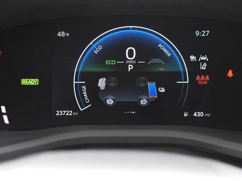 Used 2025 Toyota Camry SE image 18