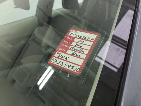 Used 2024 Toyota Corolla LE FWD image 33