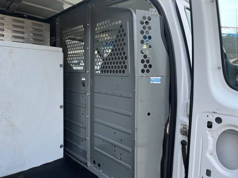 Used 2013 Ford E-250 and Econoline 250 RWD image 6