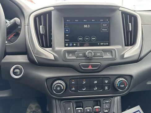 Used 2019 GMC Terrain SLE FWD image 30
