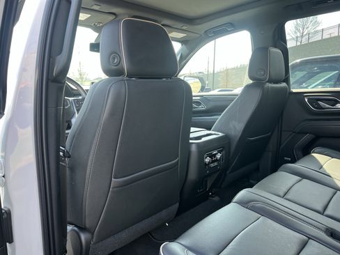 Used 2021 GMC Yukon SLT w/ SLT Luxury Plus Package image 33