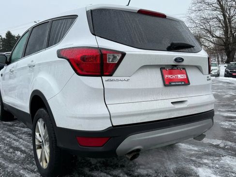 Used 2019 Ford Escape SE image 7