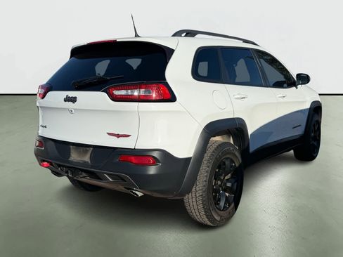 Used 2016 Jeep Cherokee Trailhawk w/ Comfort/Convenience Group image 4
