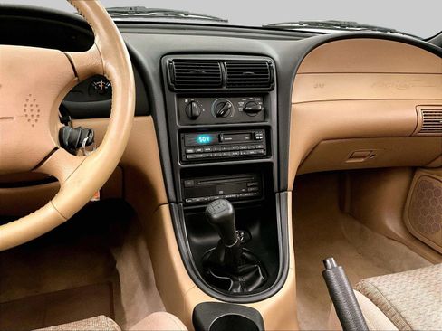 Used 1998 Ford Mustang GT RWD image 6