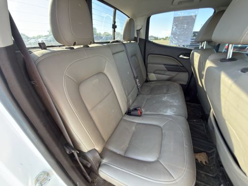Used 2016 GMC Canyon SLT w/ Driver Alert Package AWD/4WD image 12
