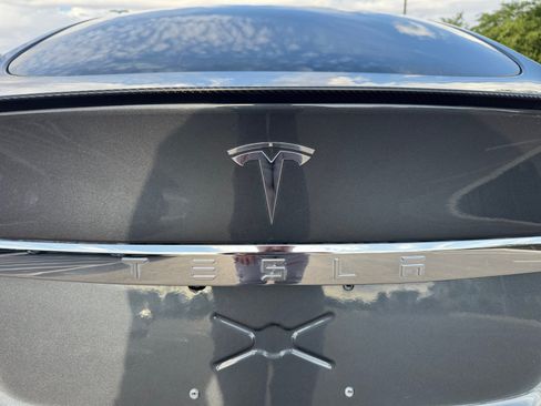 Used 2019 Tesla Model S Performance AWD/4WD image 24
