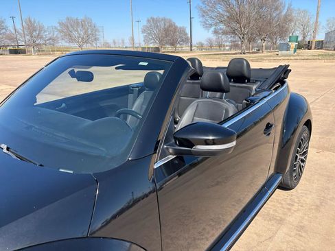 Used 2015 Volkswagen Beetle 1.8T image 37